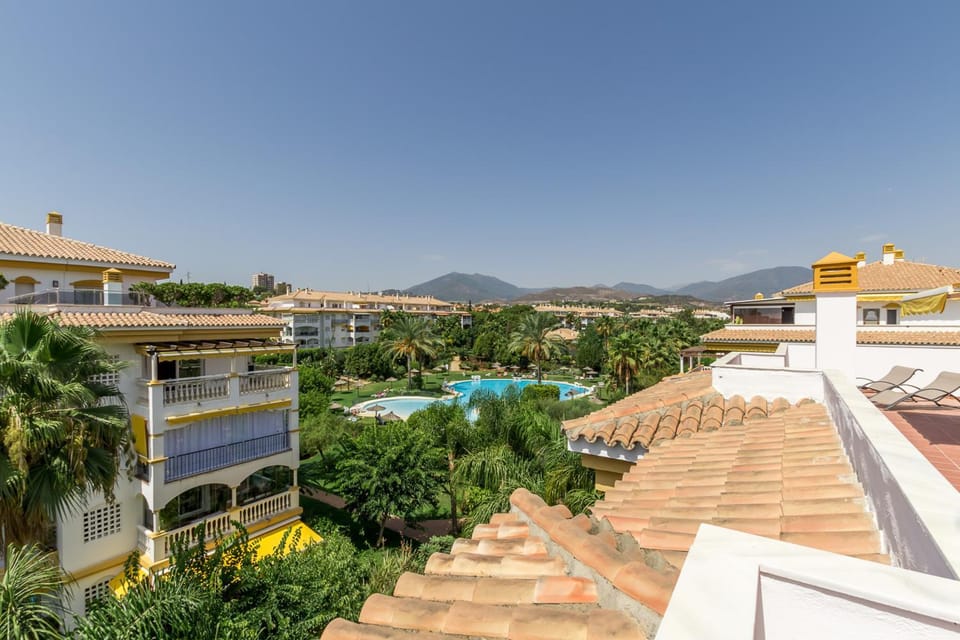 Property building, Garden view
