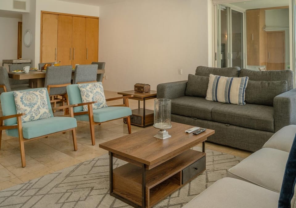 NITTA 308 Spacious Living - Walk to the Beach House in Nuevo Vallarta