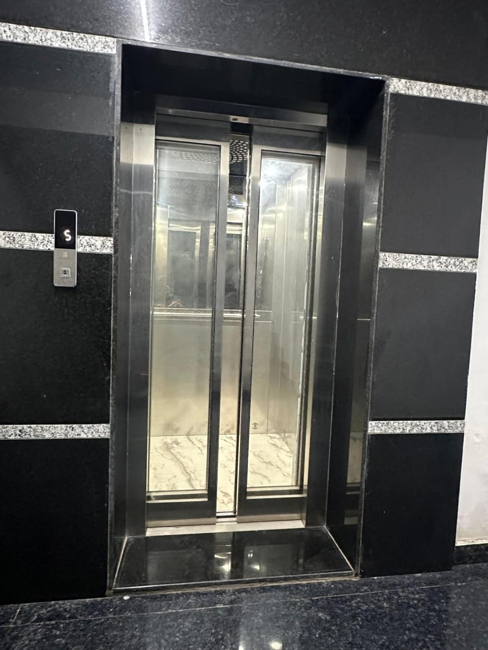 elevator