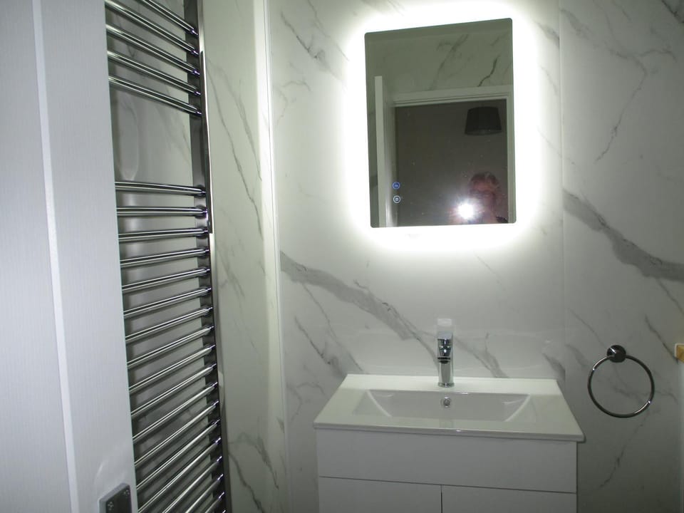 The Nest Apartment in Saint Columb Major
