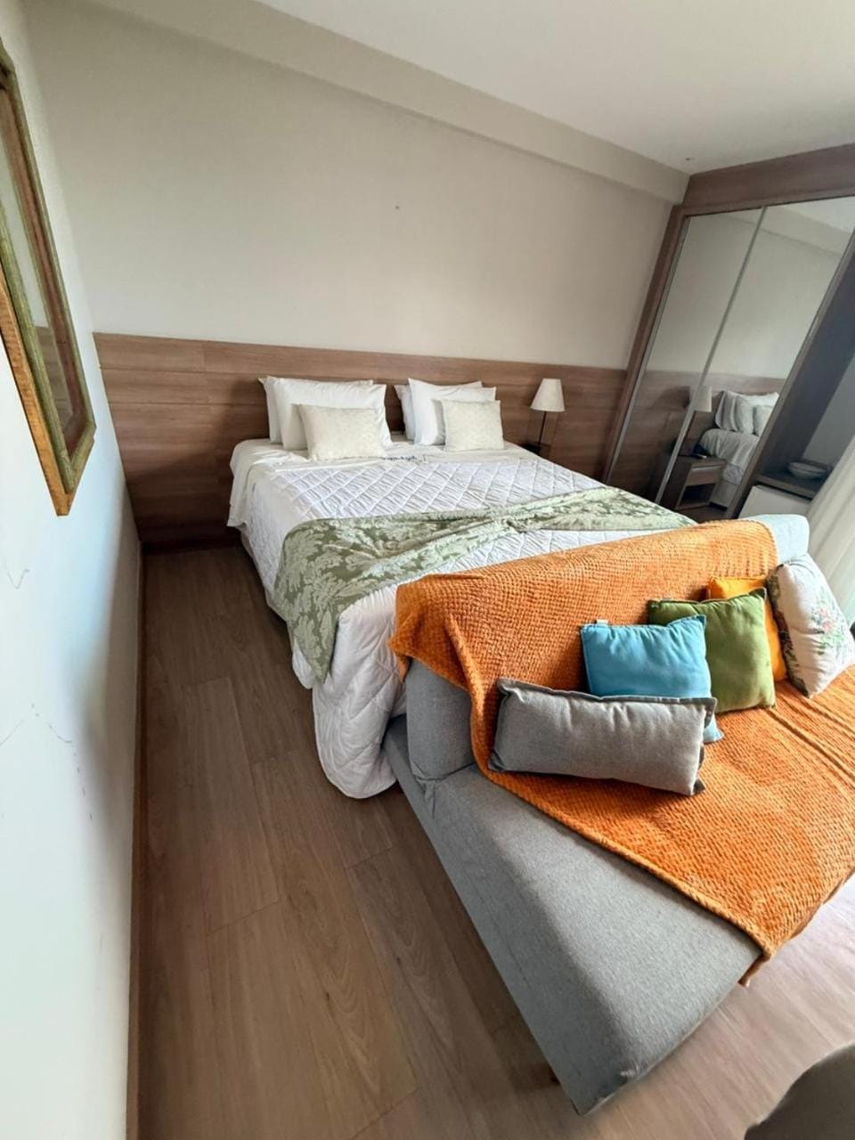 Bed, Photo of the whole room