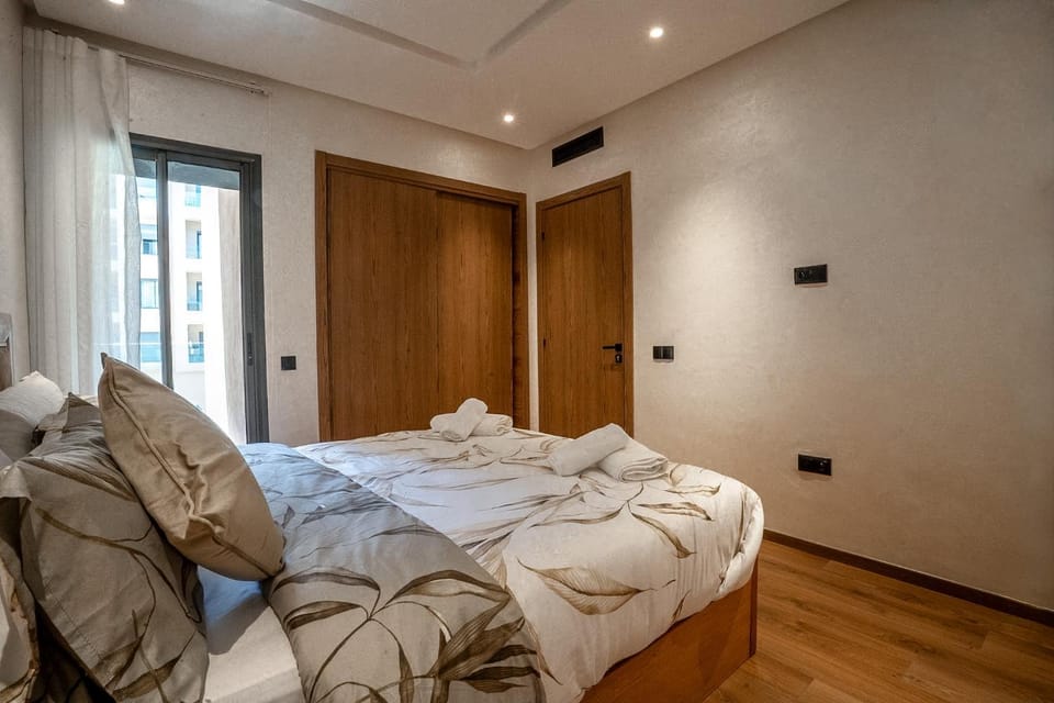 Bed, Photo of the whole room, storage
