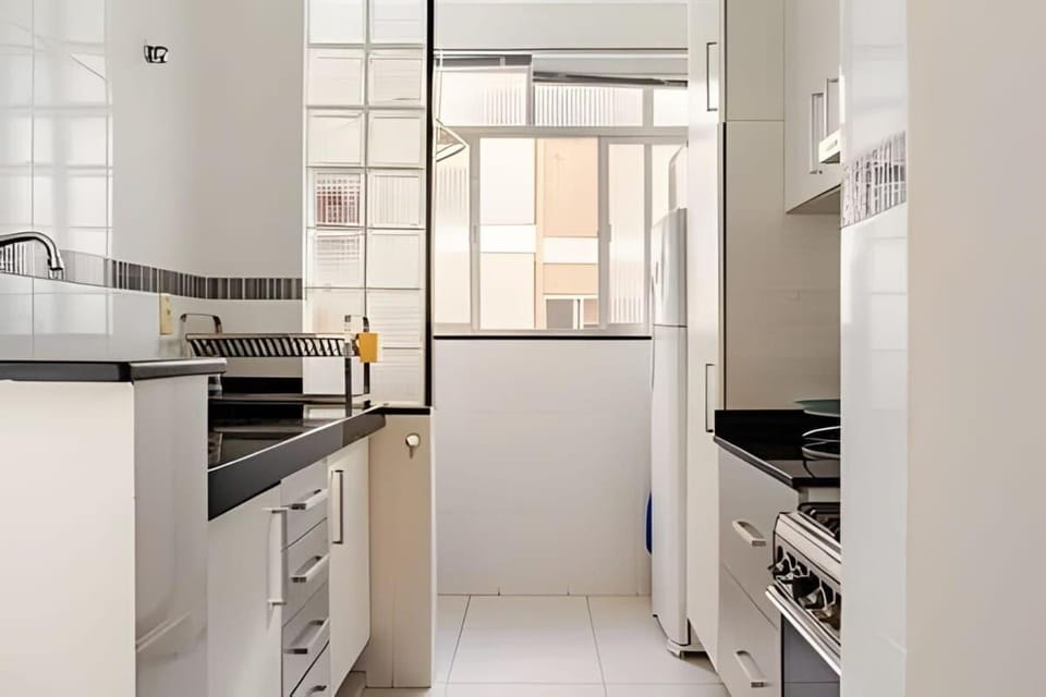 Apartamento 3 Quartos com Varanda a 400m da Praia Central Apartment in Cabo Frio