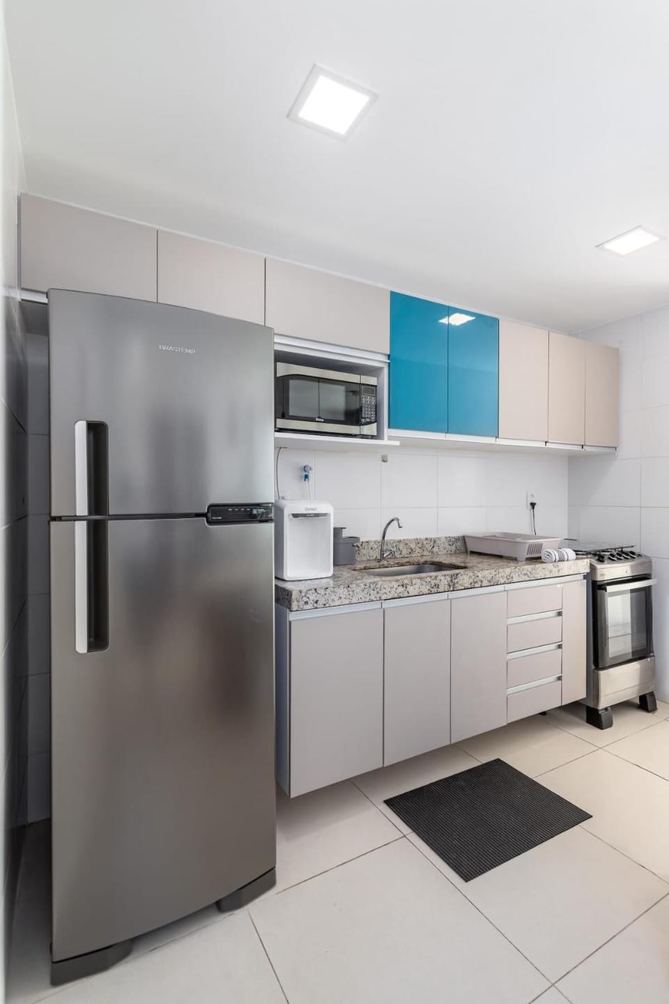 Apartamento Moderno com Ar Condicionado e Wi Fi Rapido a 500m da Praia do Forte Apartment in Cabo Frio