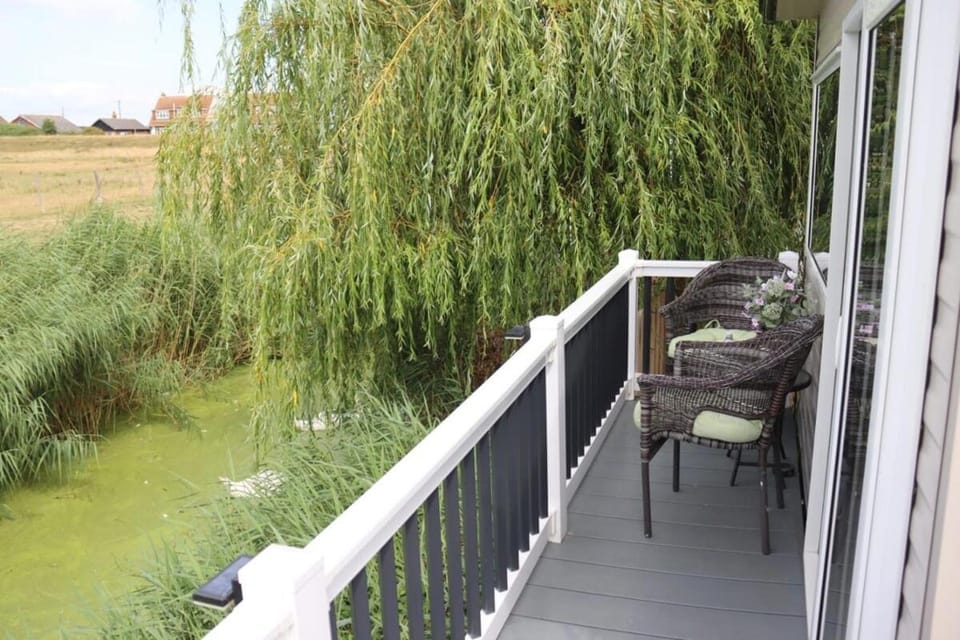 Nature reserve views - Family friendly, Whitstable House in City of Canterbury
