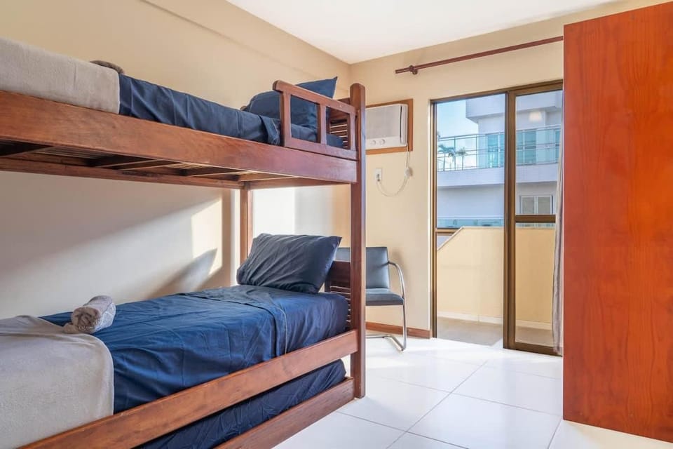 Cobertura a 400m da Praia do Forte com 4 Quartos com Ar Condicionado Apartment in Cabo Frio