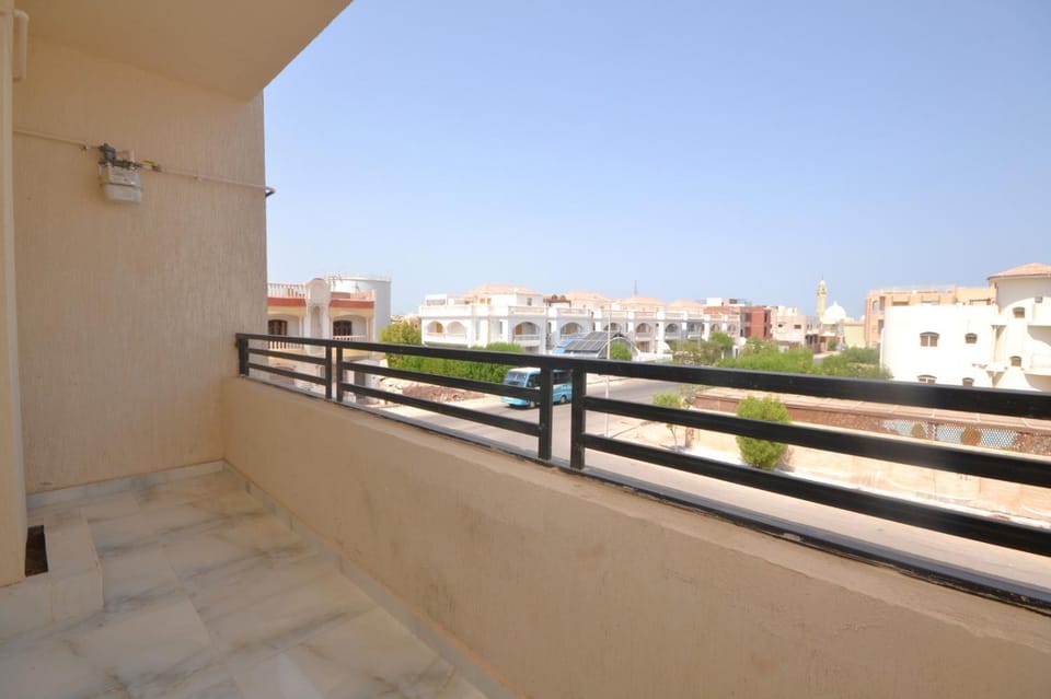 القليني للغرف السياحيه 2 bedrooms Apartment in Hurghada