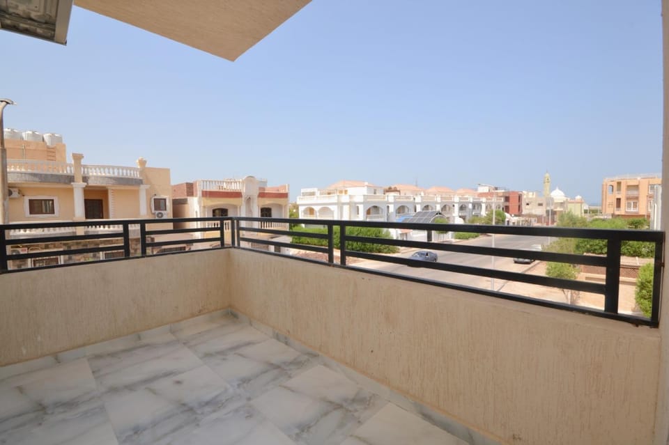 القليني للغرف السياحيه 2 bedrooms Apartment in Hurghada