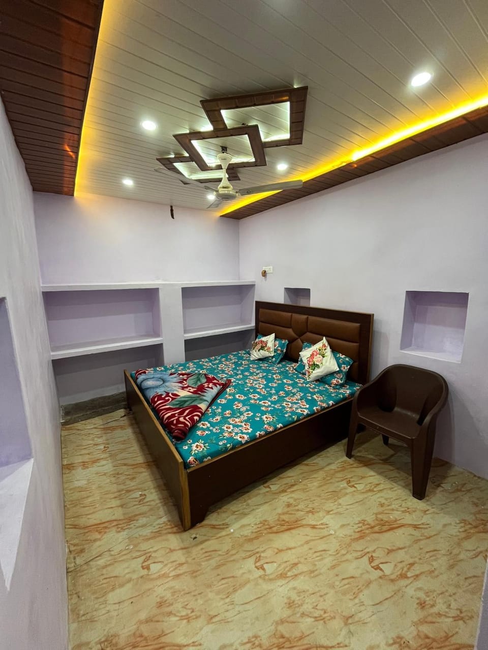 Bed, Living room, Bedroom