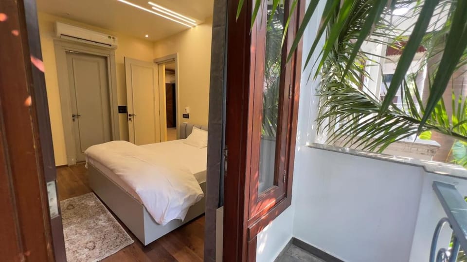 Elegant Escape Modern 2BHK with Living Room Apartment in Delhi