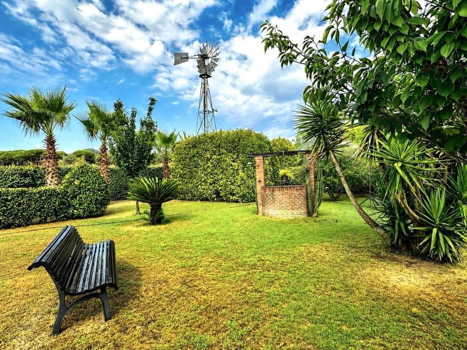 Villa Mediterraneo Rooms Piscina jardin parking Country House in Maresme