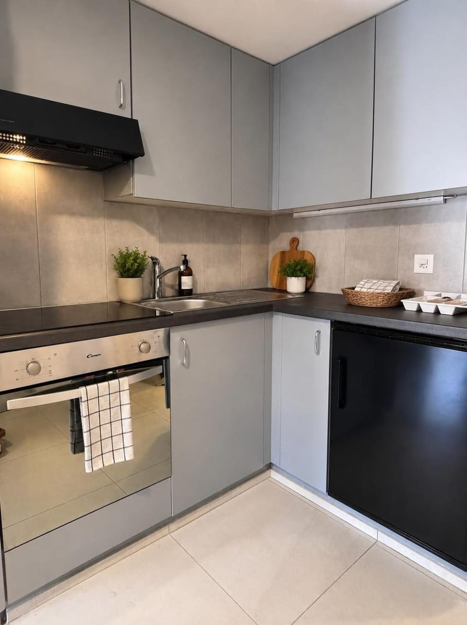 Comfortable Bijoux with Cathedral View Apartment in Fribourg