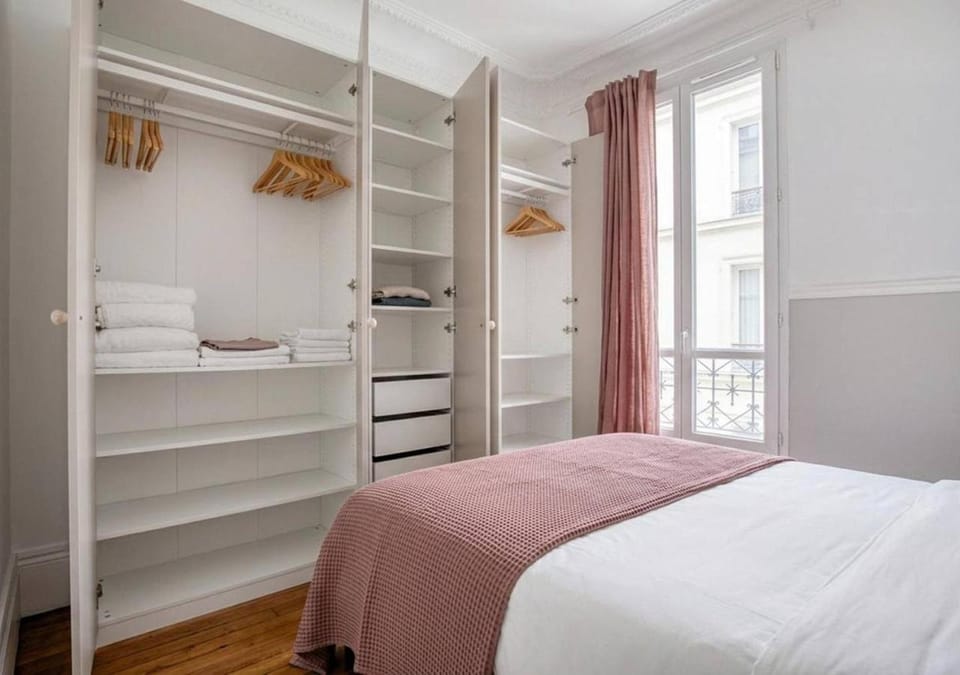 Trocadéro Eiffel Tower Apartment in Paris