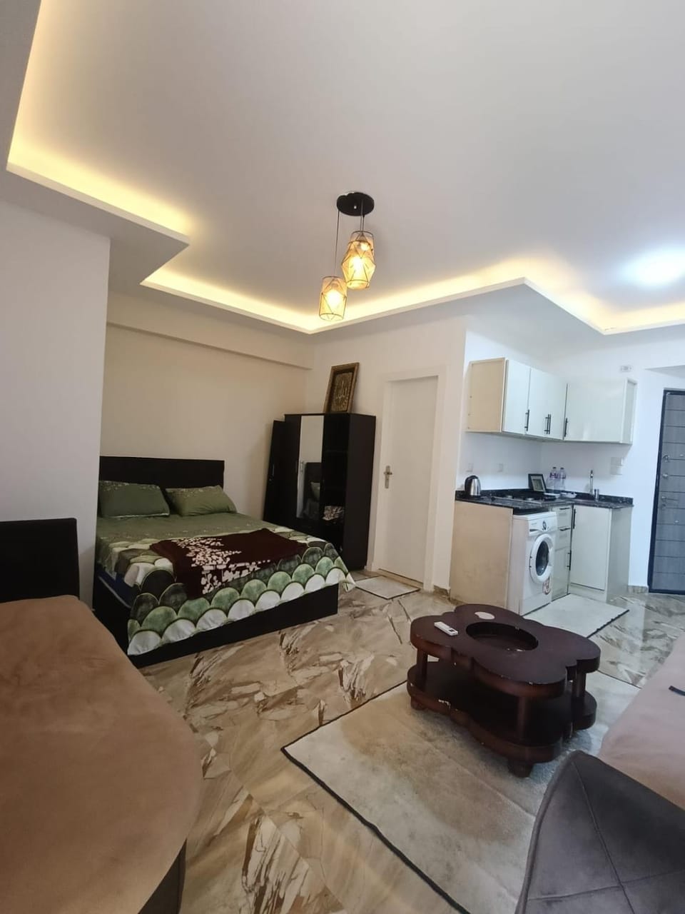 Photo of the whole room, Dining area, Bedroom