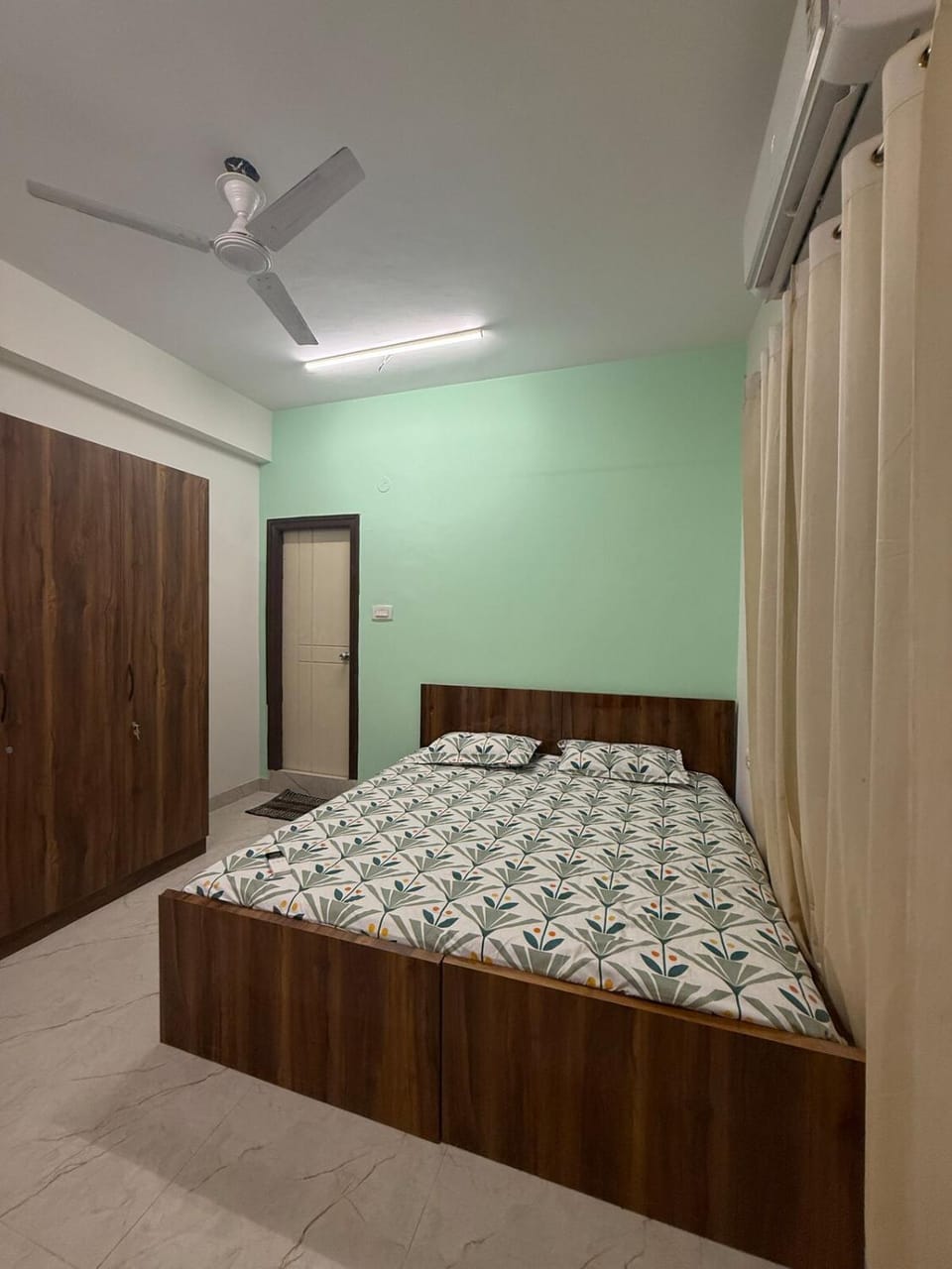 CozyCorner OG stayzz Hitech city Madhapur Apartment in Hyderabad
