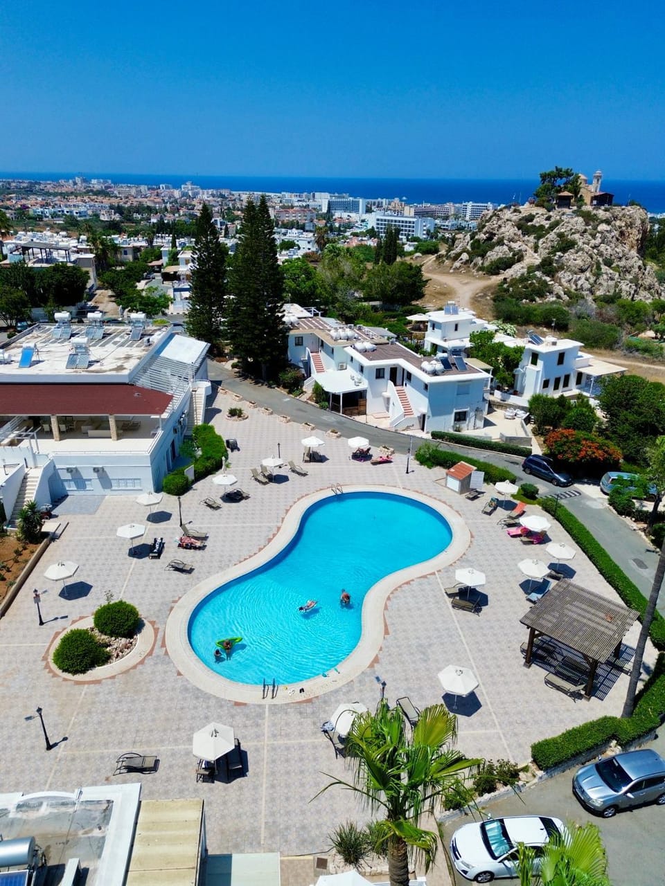 Neighbourhood, Bird's eye view, Pool view, Swimming pool, Swimming pool, Location
