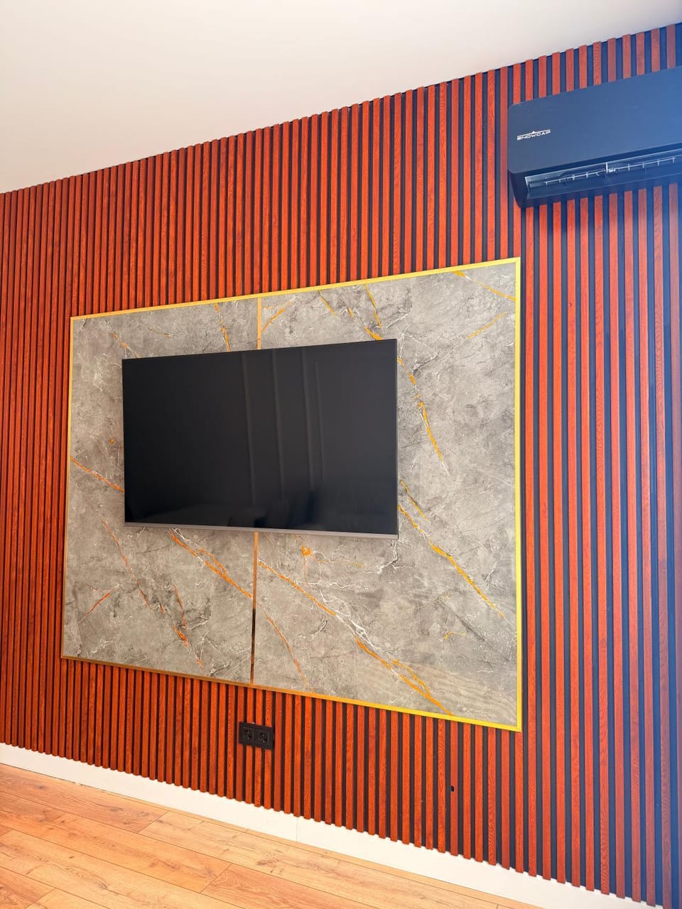 Communal lounge/ TV room, TV and multimedia, air conditioner