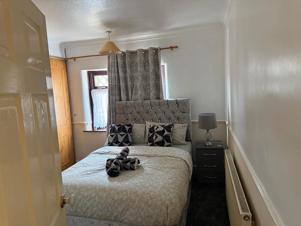 What A World North Street Retreat Bed and Breakfast in Coventry