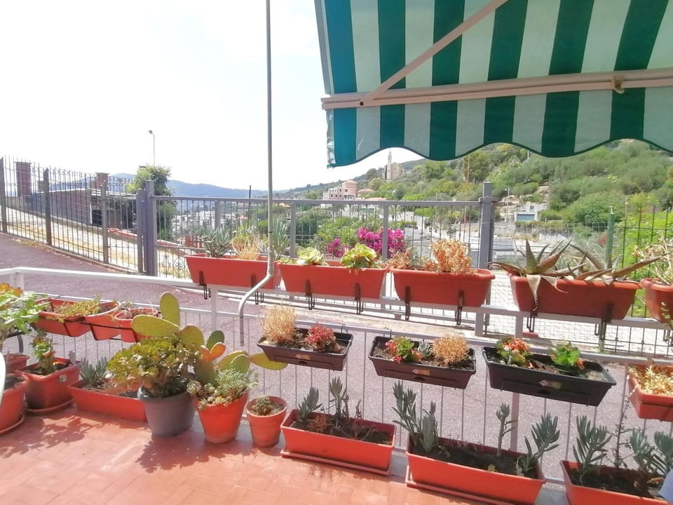 Patio, Balcony/Terrace