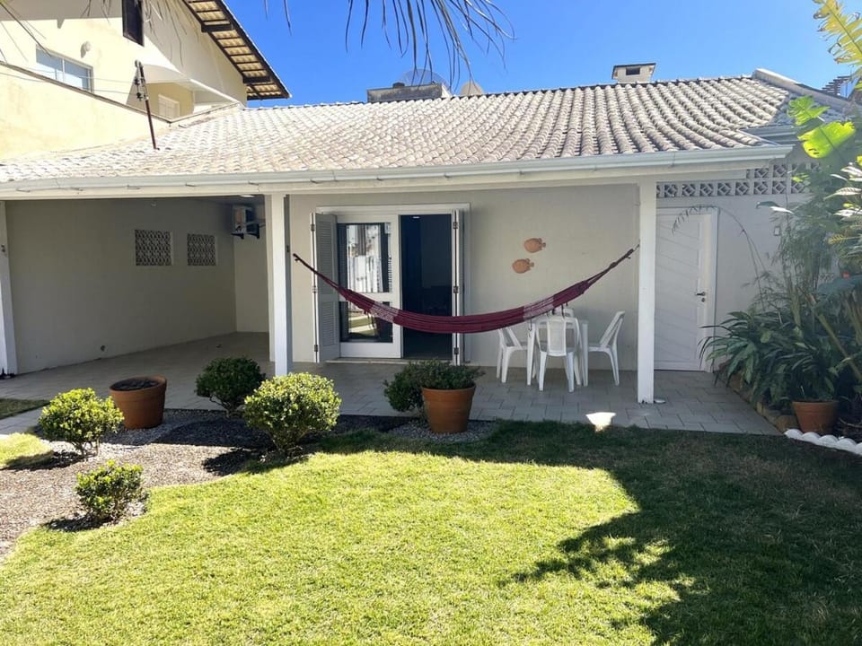 Casa Bombas, 300m da praia House in Bombinhas