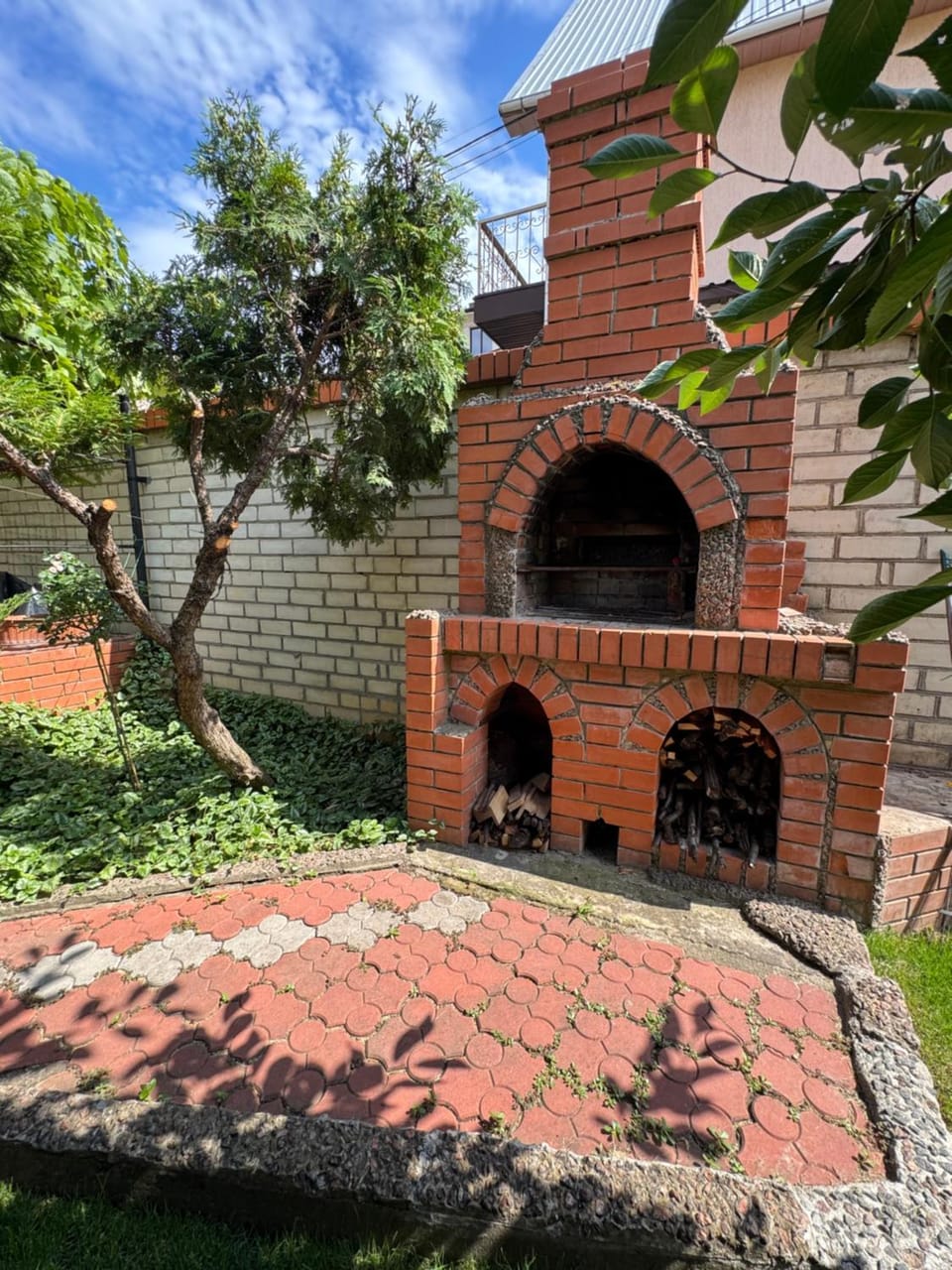 Уютный дом для семейного отдыха в Одессе с зоной барбекю и парковкой House in Odessa