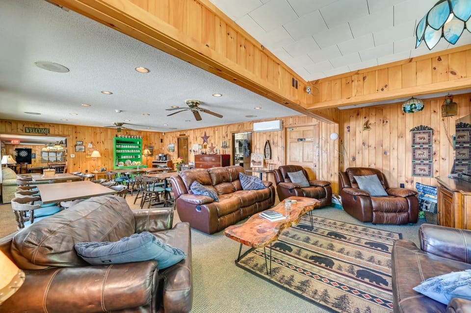 Lake Champlain Waterside Retreat w/ Dock Access Apartment in Lake Champlain