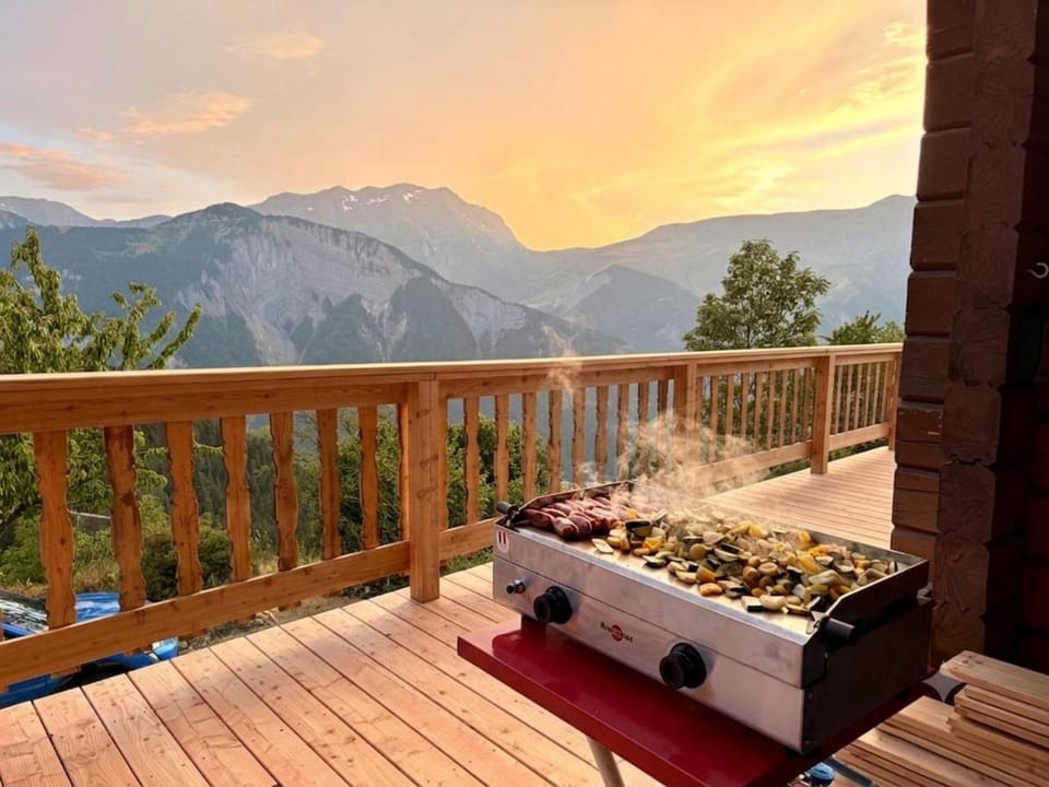 Chalet de la Garde - Domaine Alpe d'Huez Chalet in Auris