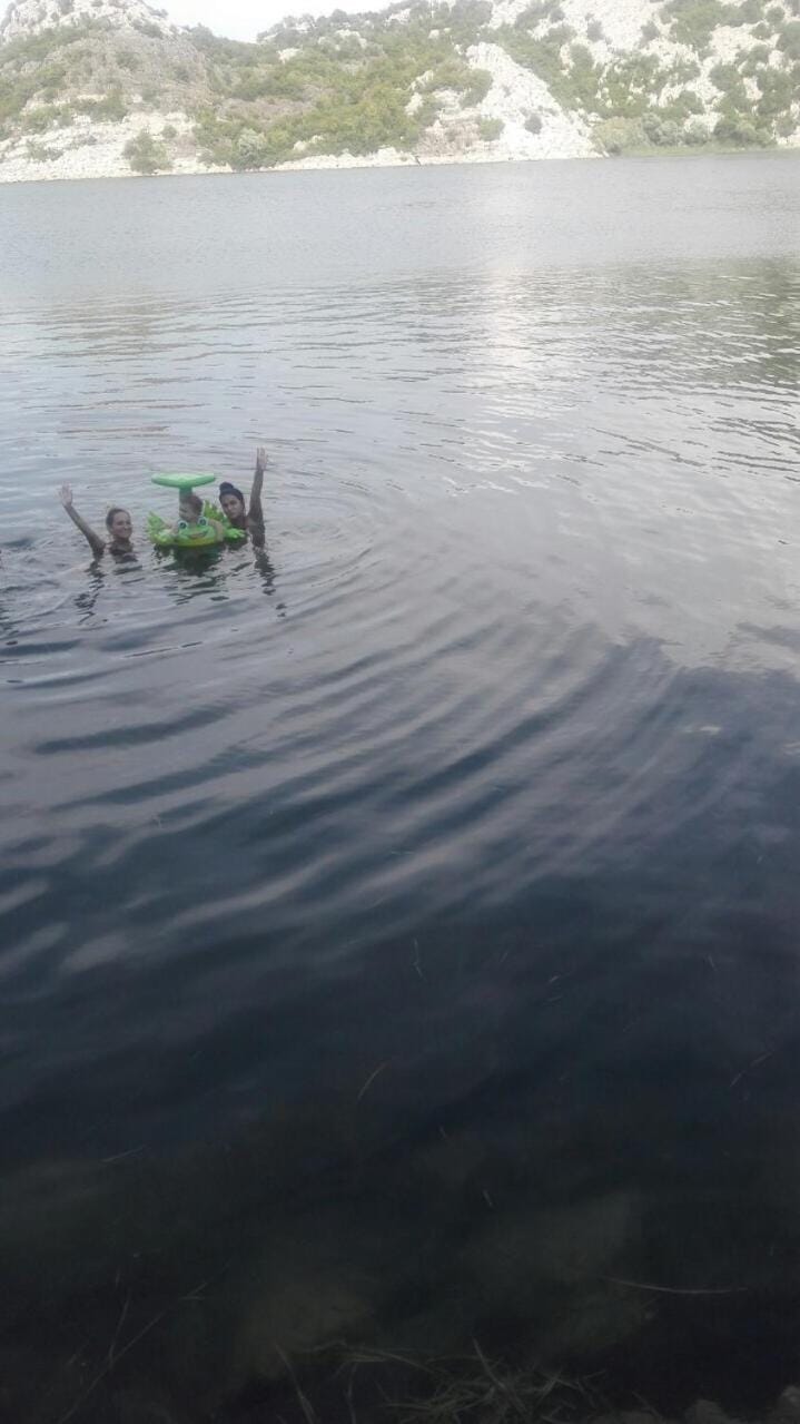 Day, Natural landscape, Activities, Mountain view, River view