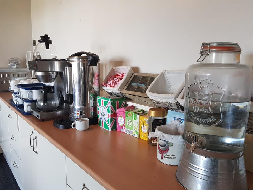 Continental breakfast, English/Irish breakfast