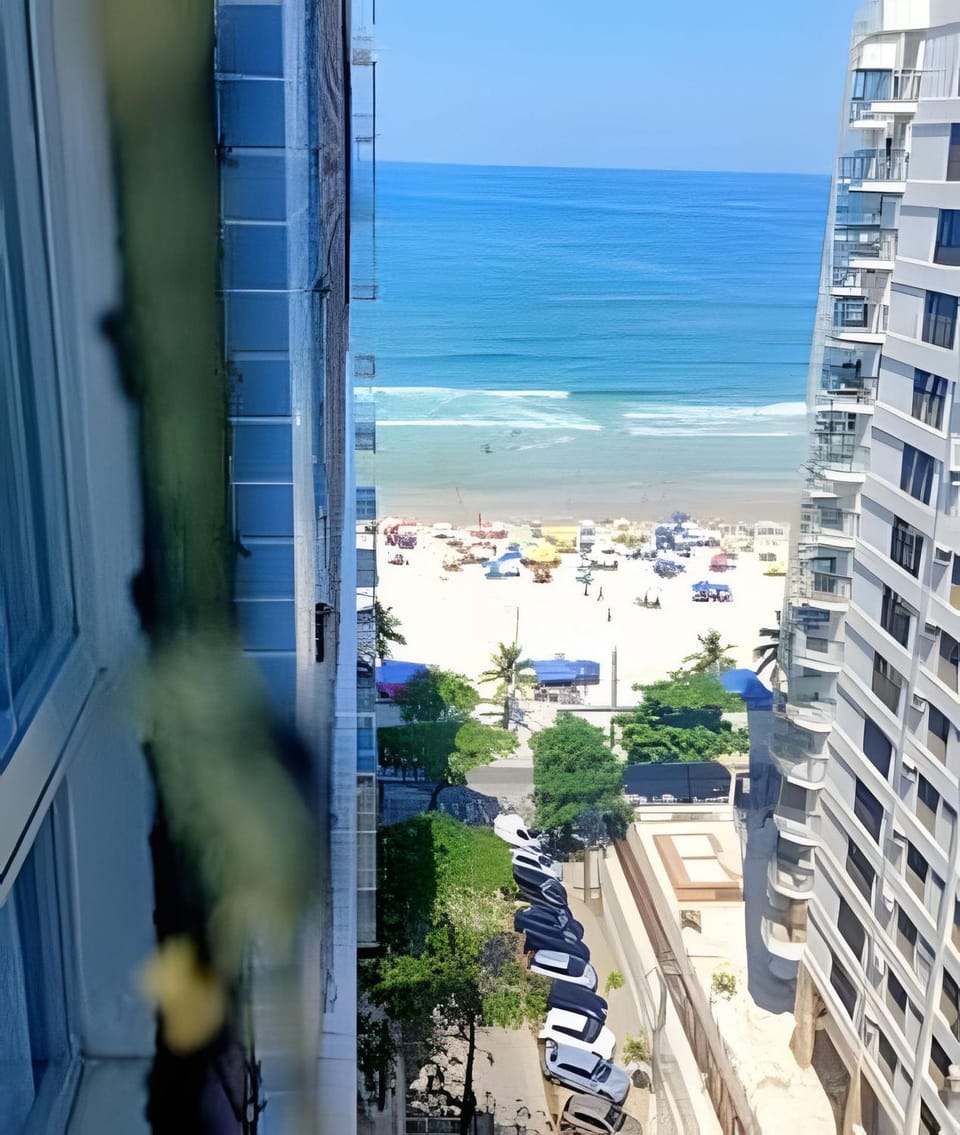 Vista Mar | Poucos Passos da Praia | Pitangueiras House in State of São Paulo
