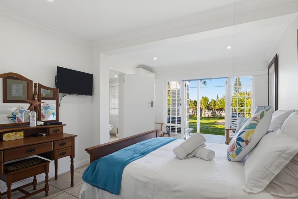 Salt Rock Cottage with Pool - Family Friendly Apartment in Dolphin Coast