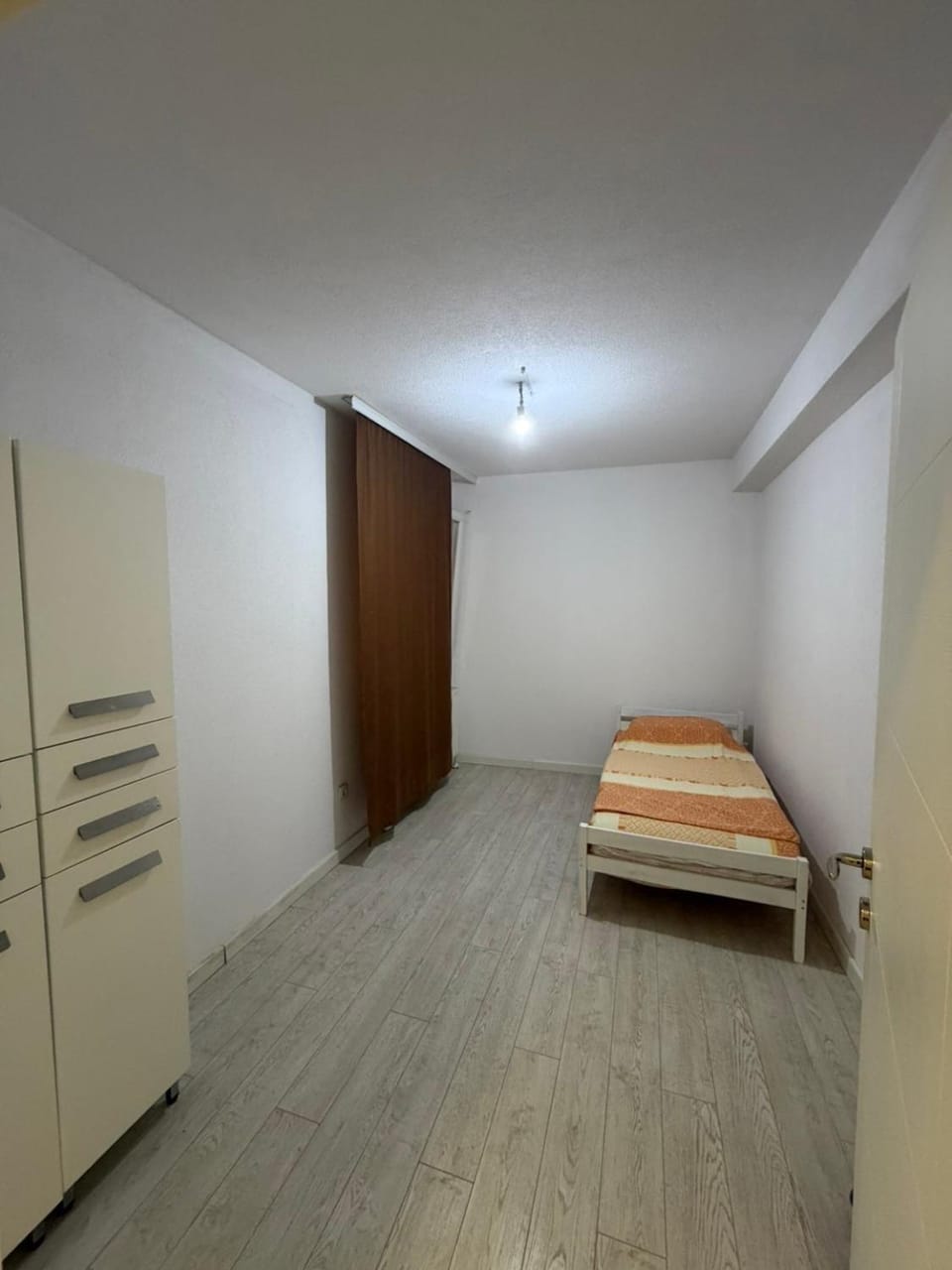 Roi house Apartment in Europe