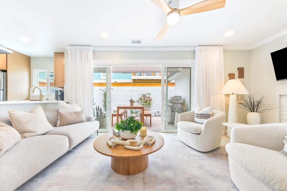 Designer Del Mar Escape Beach Dining & Shops House in Del Mar