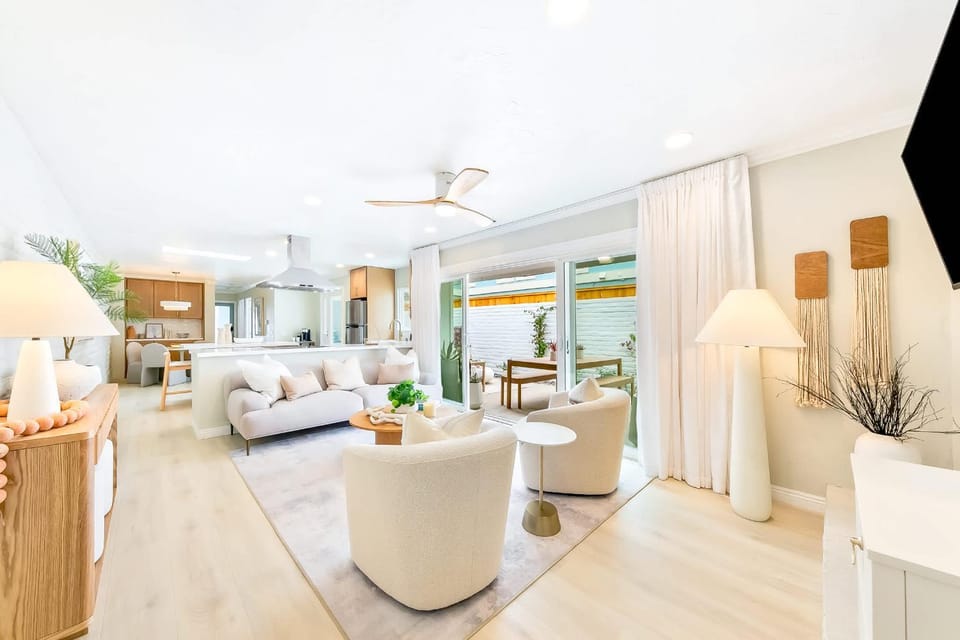 Designer Del Mar Escape Beach Dining & Shops House in Del Mar
