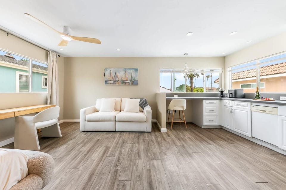 Del Mar Studio - Walk to Beach Apartment in Del Mar