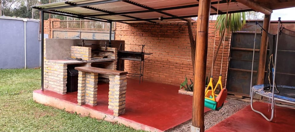 Cabañas JuCa House in Puerto Iguazú