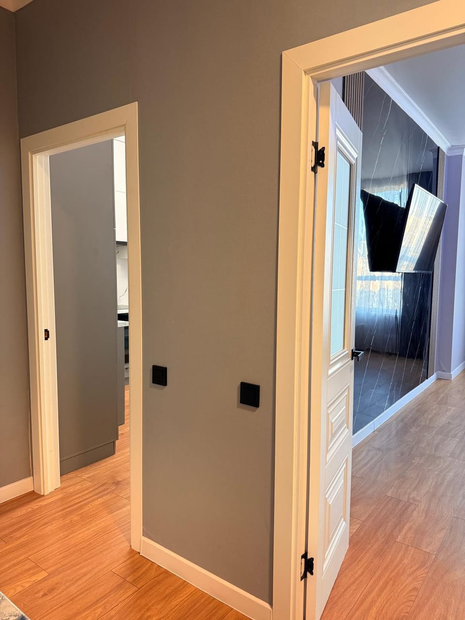Bed, Photo of the whole room, wardrobe