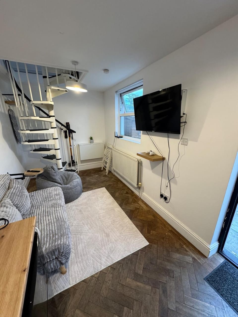Stylish 2 Bed Apartment Near Central London Apartment in London