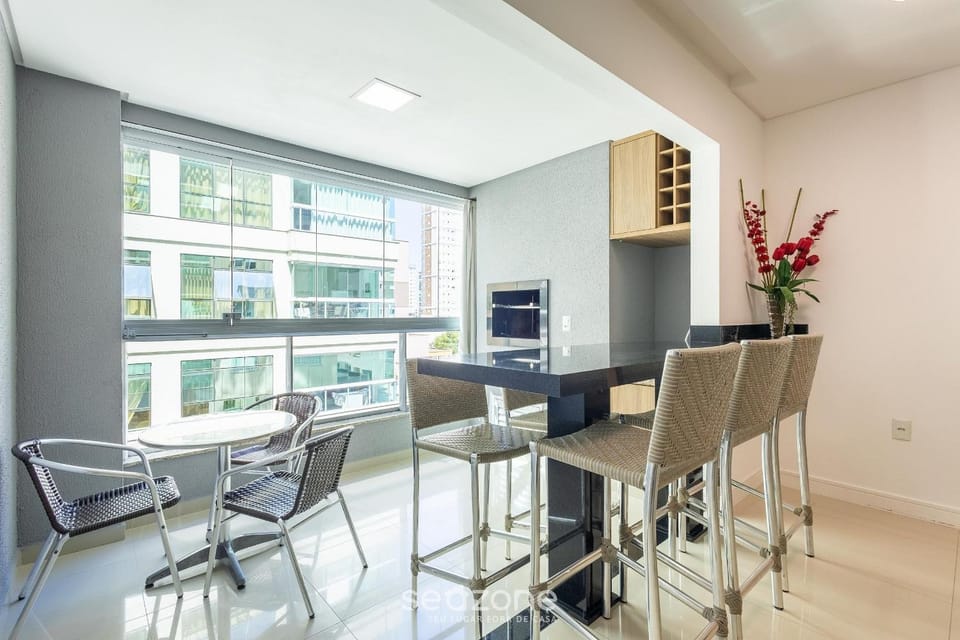 BBQ facilities, Dining area
