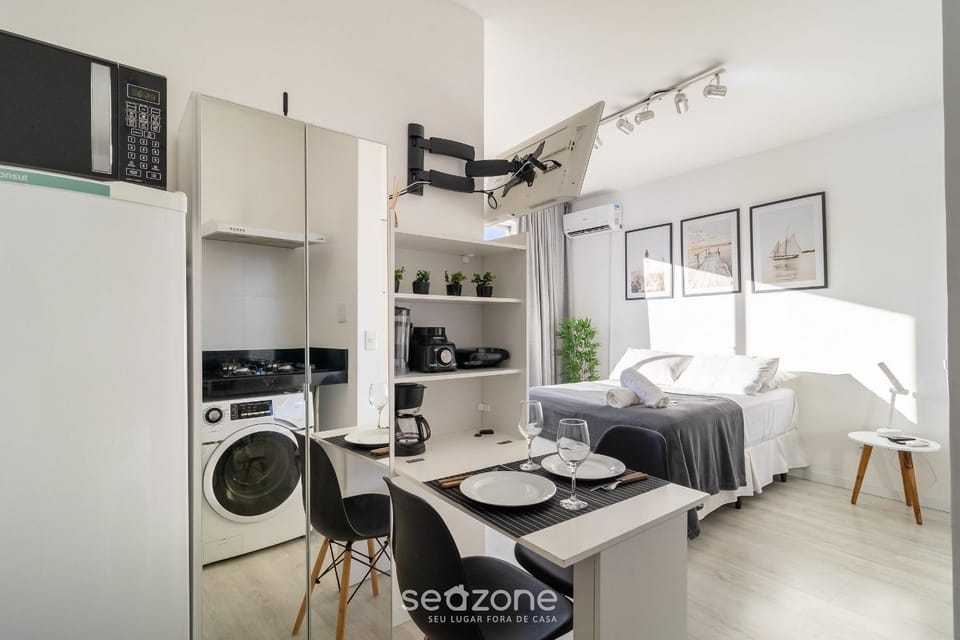 Dining area, Bedroom