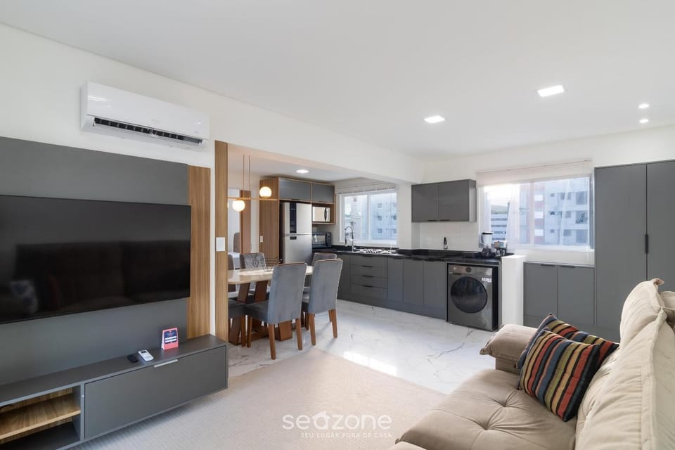 TV and multimedia, Living room, Dining area