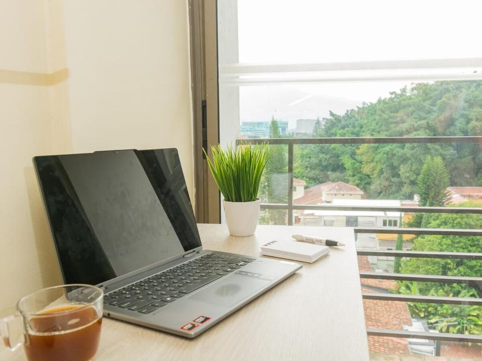 NEW! Studio El Poblado Balcony & 500 Mbps Wi-Fi Apartment in Medellin