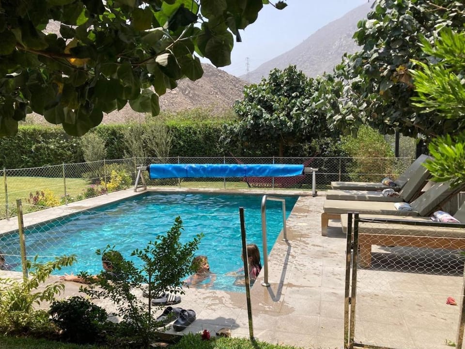 Casa de Campo Urpichay House in Lima Province, Peru