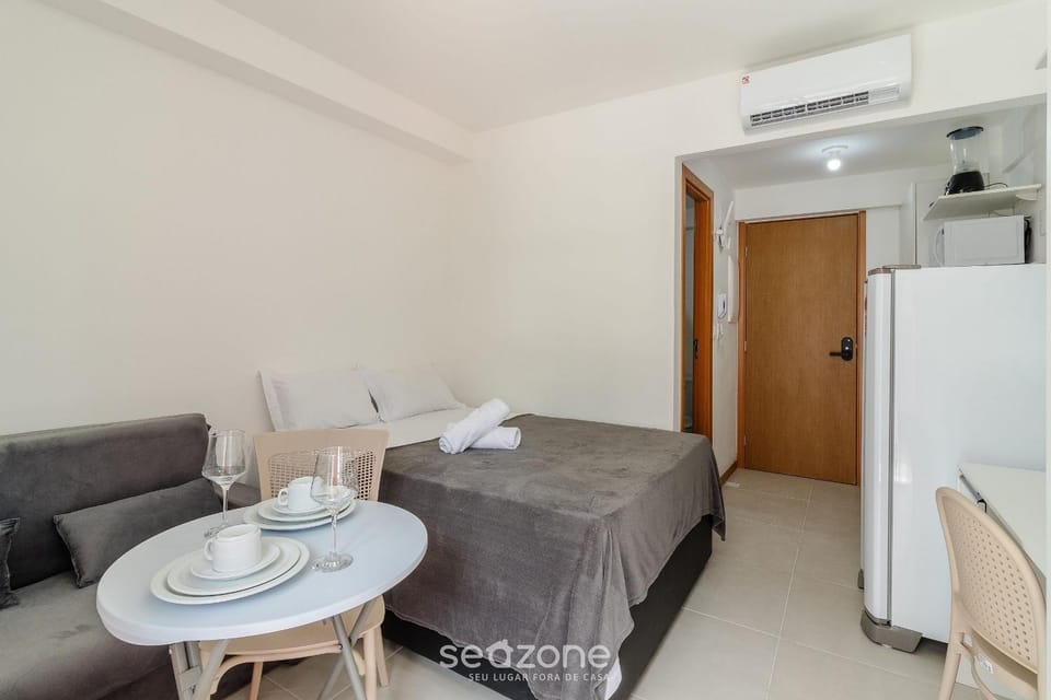 Bed, Living room, Bedroom