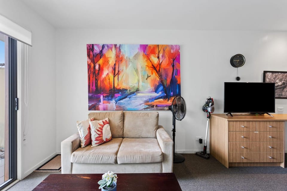 Serenity Studio at The Waves House in Cowes