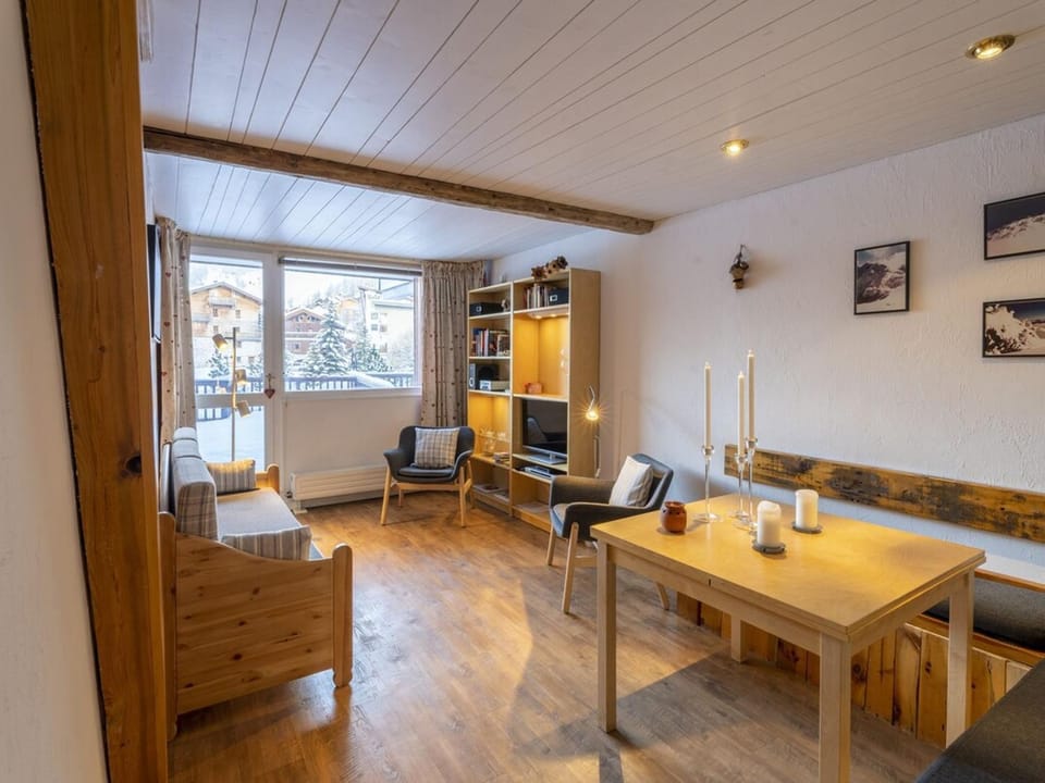 Appartement familial au centre, vue montagne - 4 pers. - FR-1-518-217 Apartment in Val dIsere