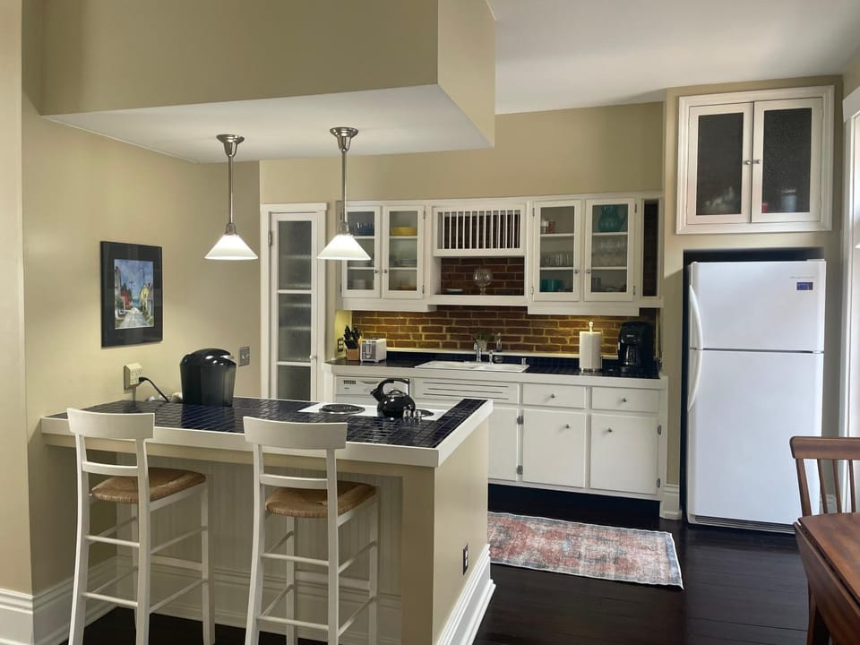 Trace Guest Suites Hotel in Frankfort