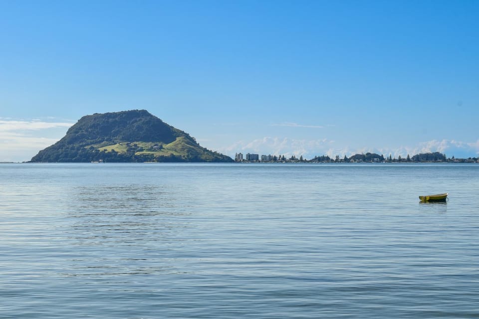 Nearby landmark, Natural landscape