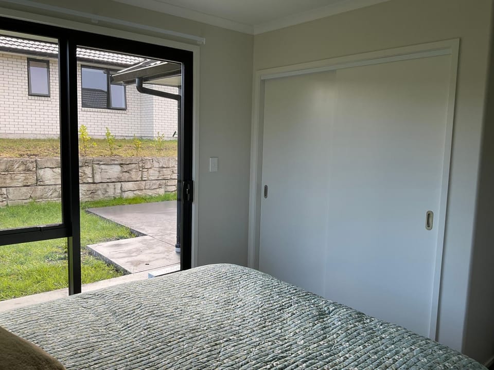 Bed, wardrobe