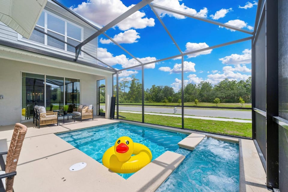 Brand New 5BR 5BA Villa w Pool Spa & Game Room 7800 House in Osceola County